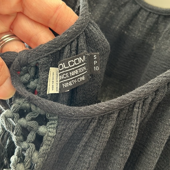 Volcom Fringe Top, Black, Size Small. - Picture 6 of 8